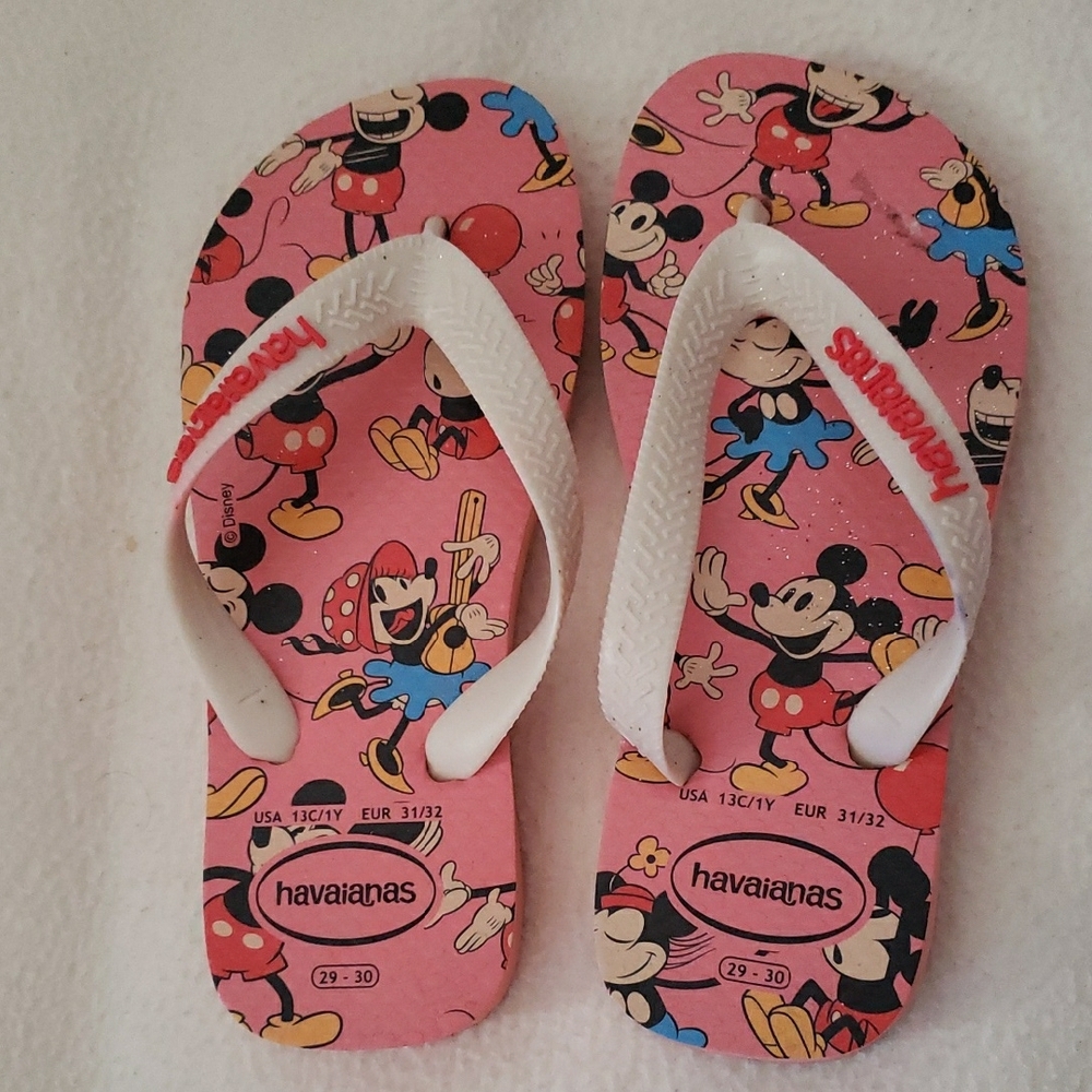 Havaianas Kids' Pink Flip Flops with Disney Design
